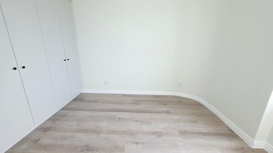 3 Bedroom Property for Sale in Paarden Eiland Western Cape